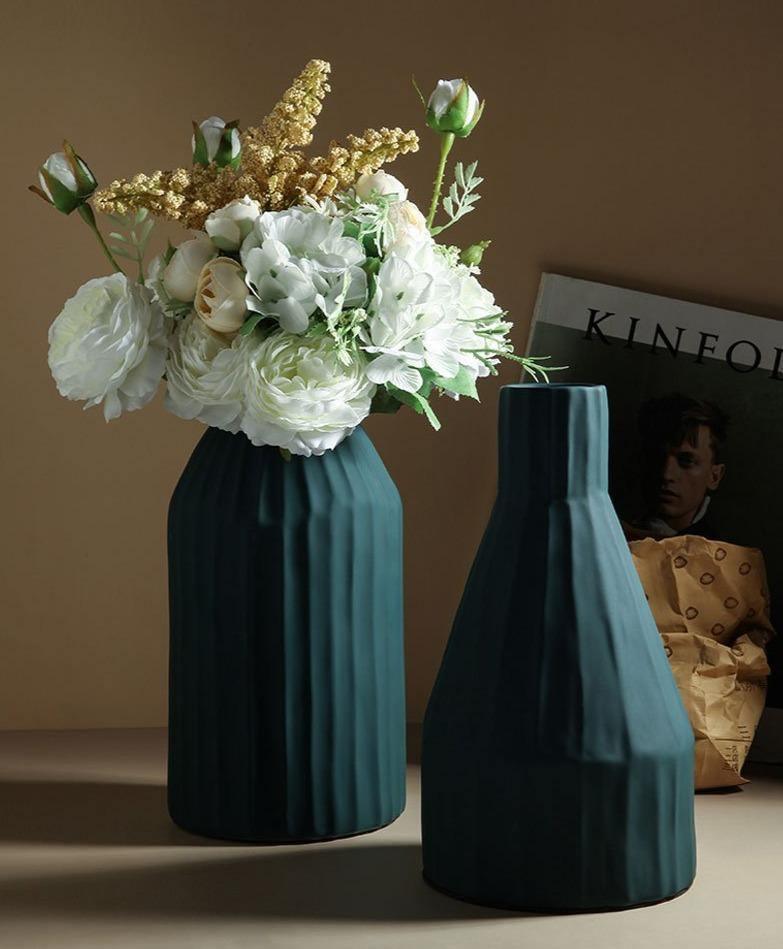 Isabel Textured Ceramic Vases